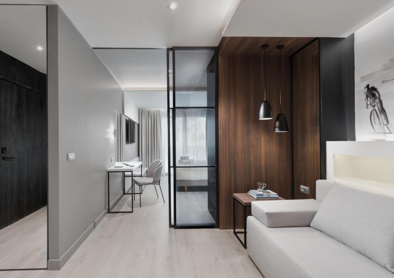 Ivis 4 Boutique Hotel أثينا المظهر الخارجي الصورة