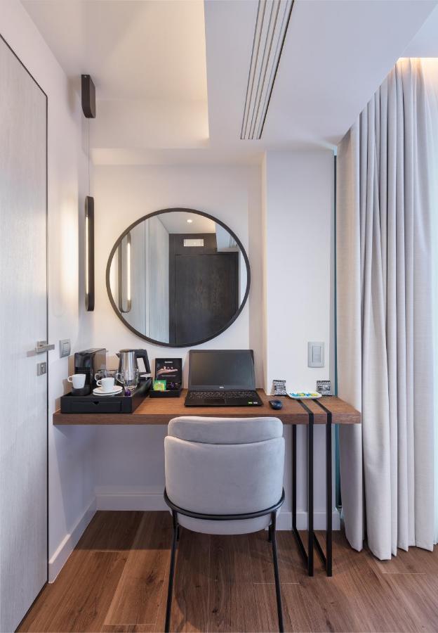 Ivis 4 Boutique Hotel أثينا المظهر الخارجي الصورة